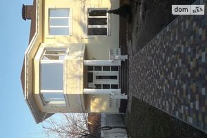 Продается дом на 2 этажа 240 кв. м с гаражом