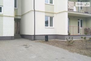 Продається 2-кімнатна квартира 62 кв. м у Макарові