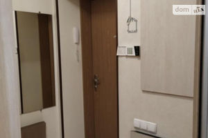Продається 2-кімнатна квартира 42 кв. м у Дніпрі