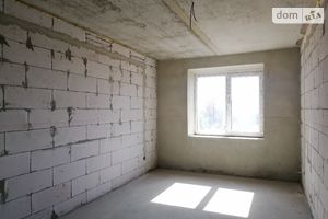 Продається 2-кімнатна квартира 69 кв. м у Тернополі