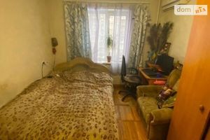 Продается 3-комнатная квартира 63 кв. м в Днепре