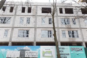 Продається приміщення вільного призначення 100 кв. м в 3-поверховій будівлі