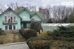 Продается дом на 2 этажа 376 кв. м с бассейном