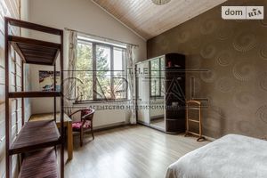 Сдается в аренду дом на 2 этажа 300 кв. м с камином