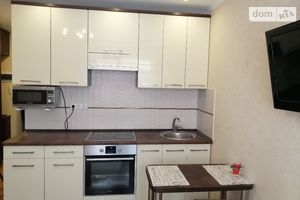 Продается 1-комнатная квартира 21 кв. м в Ровно