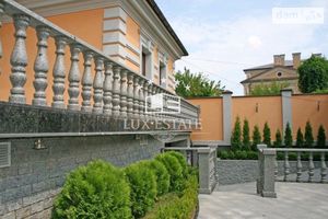 Продається будинок 4 поверховий 1370 кв. м з банею/сауною