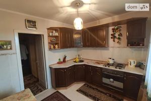 Продается 2-комнатная квартира 54 кв. м в Днепре