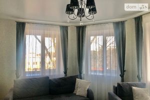 Продается 2-комнатная квартира 52 кв. м в Ирпене