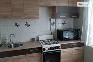 Сдается в аренду 1-комнатная квартира 35 кв. м в Ровно