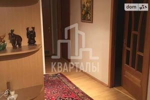 Продается 3-комнатная квартира 92 кв. м в Киеве