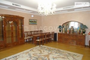 Продается 4-комнатная квартира 211 кв. м в Киеве