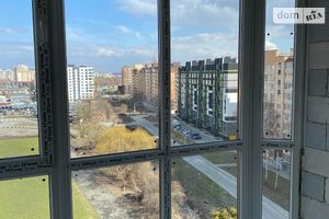 Продається 3-кімнатна квартира 103.4 кв. м у Хмельницькому