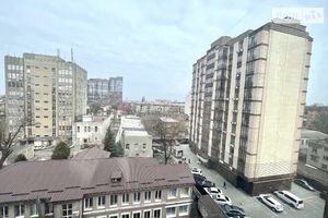 Продается 1-комнатная квартира 37 кв. м в Днепре