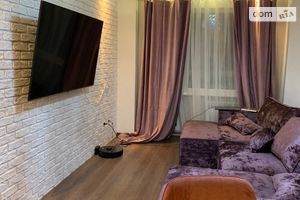 Продається 3-кімнатна квартира 59.5 кв. м у Кривому Розі