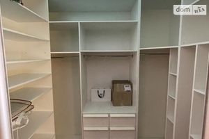 Продается 2-комнатная квартира 46 кв. м в Днепре