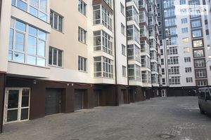 Продается бокс в гаражном комплексе под легковое авто на 19 кв. м