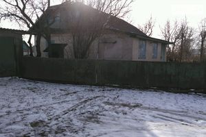 Продається одноповерховий будинок 75 кв. м з балконом