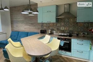 Продається 2-кімнатна квартира 42 кв. м у Дніпрі