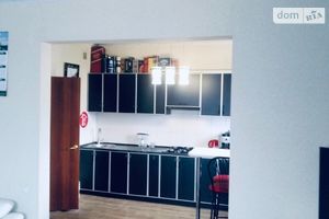 Продается 2-комнатная квартира 66 кв. м в Запорожье
