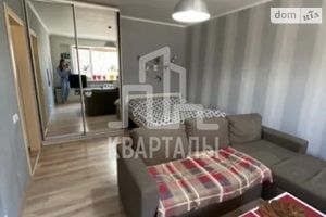 Продается 1-комнатная квартира 38 кв. м в Киеве