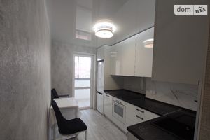 Продается 1-комнатная квартира 40.5 кв. м в Харькове