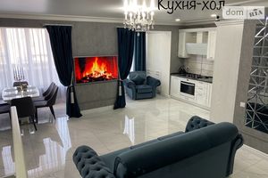 Продається 2-кімнатна квартира 95 кв. м у Мелітополі