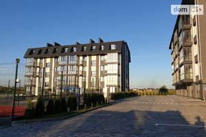 Продается 2-комнатная квартира 68 кв. м в Луцке