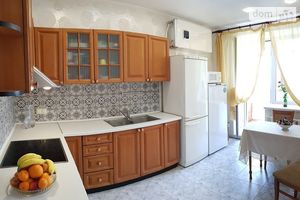 Продается 3-комнатная квартира 89 кв. м в Киеве