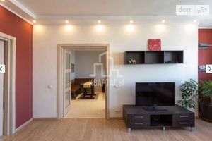 Сдается в аренду 4-комнатная квартира 120 кв. м в Киеве