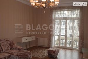 Продается 2-комнатная квартира 82 кв. м в Киеве