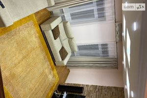 Продается 1-комнатная квартира 160 кв. м в Киеве