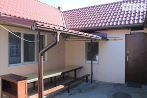 Продается часть дома 91.8 кв. м с бассейном