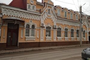 Продается дом на 2 этажа 445 кв. м с верандой