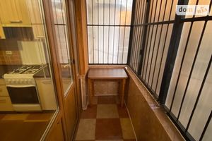 Сдается в аренду 1-комнатная квартира 40 кв. м в Черновцах