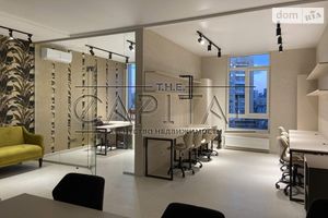 Продається офіс 57 кв. м в бізнес-центрі