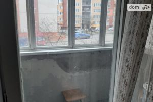 Здається в оренду кімната 66 кв. м у Тернополі