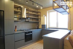 Сдается в аренду 3-комнатная квартира 85 кв. м в Харькове