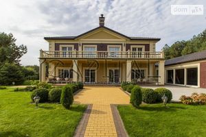 Продается дом на 2 этажа 591 кв. м с балконом