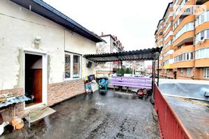 Продается 3-комнатная квартира 118 кв. м в Тернополе