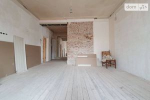 Продается 3-комнатная квартира 67.4 кв. м в Днепре