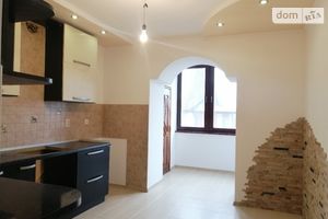 Продається 3-кімнатна квартира 102 кв. м у Тернополі