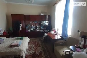 Продається 3-кімнатна квартира 52.1 кв. м у Стрию