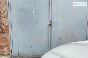 Продается отдельно стоящий гараж под легковое авто на 17 кв. м