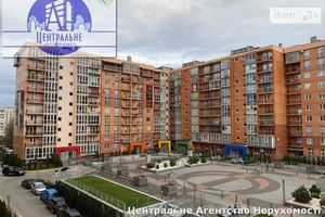 Продається 3-кімнатна квартира 99 кв. м у Чернівцях