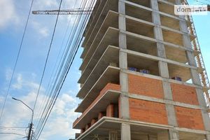 Продается 2-комнатная квартира 75.5 кв. м в Тернополе
