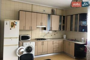 Сдается в аренду 1-комнатная квартира 43 кв. м в Ровно