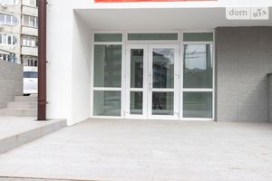 Продается помещения свободного назначения 225 кв. м в 10-этажном здании