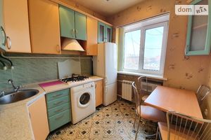 Продається 3-кімнатна квартира 55 кв. м у Хмельницькому