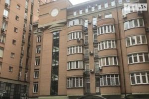Продается 2-комнатная квартира 66 кв. м в Киеве
