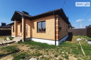 Продається одноповерховий будинок 100 кв. м з верандою